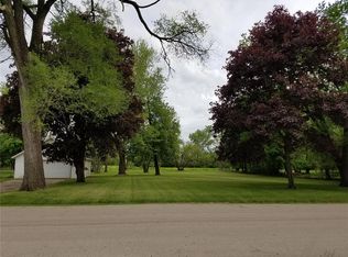 2535 24th Ave SE, Cedar Rapids, IA 52403
