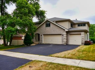 22523 Lawndale Ave, Richton Park, IL 60471