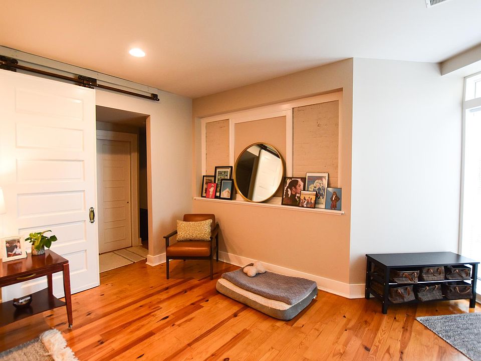 1st image of 2356 Park Ave Unit 12