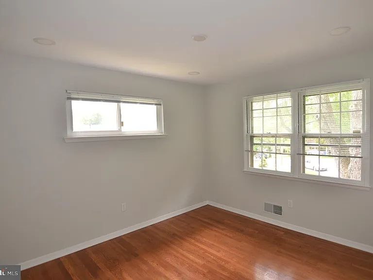 14011 Eagle Ct — Photo 20