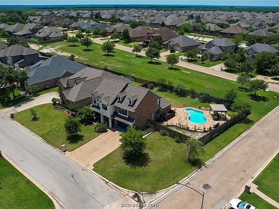 2nd image of 4300 Parnell Dr