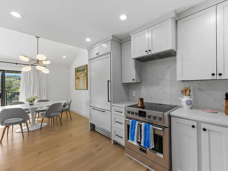 1821 Westlake Dr #105 — Photo 12