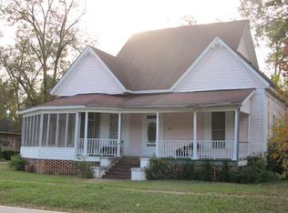 207 N 1st St, Colquitt, GA 39837