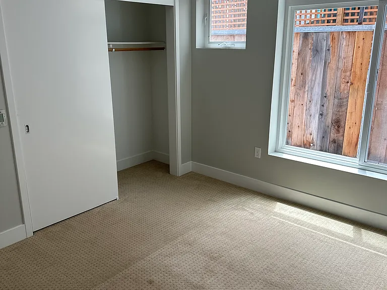 7 Vandewater St #203 — Photo 5