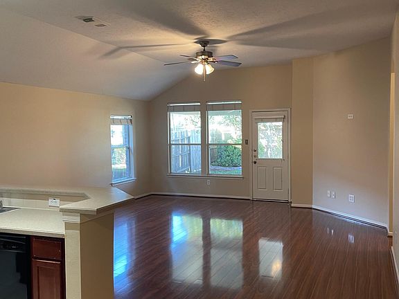 2nd image of 10915 Redstone Ct