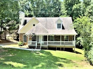 6616 Gi Gi Dr, Flowery Branch, GA 30542