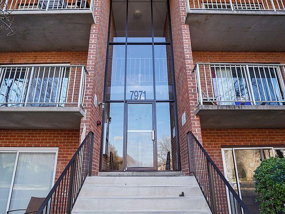 2nd image of 7971 Audubon Ave Suite B1