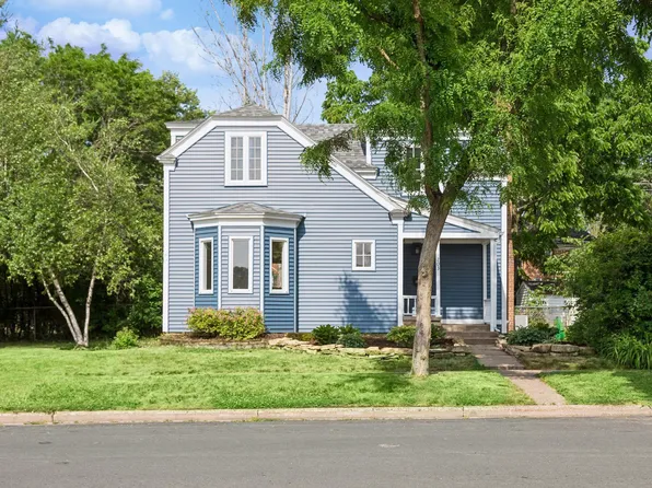 203 N Lewis St, River Falls, WI 54022