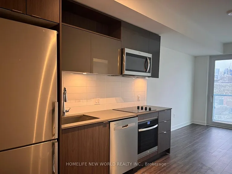 100 Dalhousie St #2003 — Photo 4