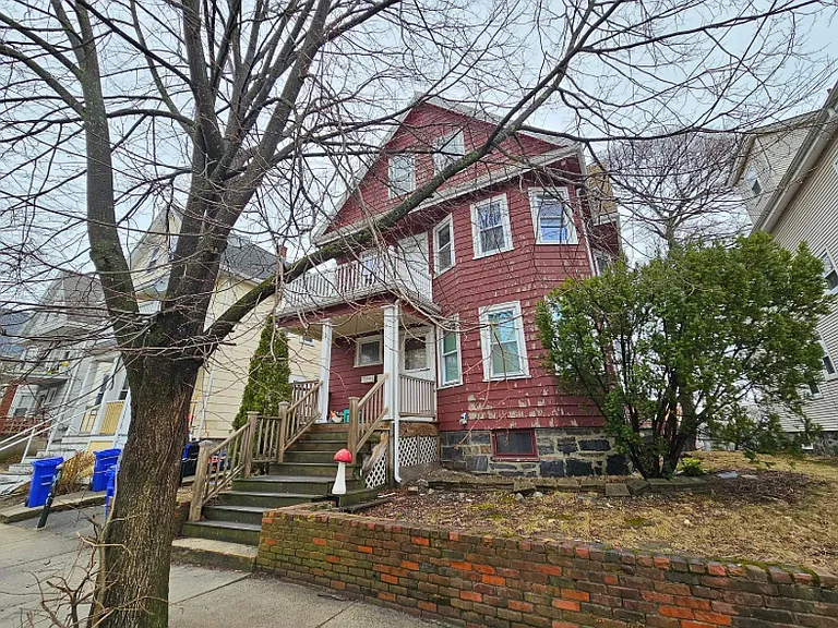 81 Linden Ave #2 — Photo 11
