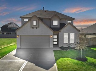 52 Shining Point Dr, Waller, TX 77484