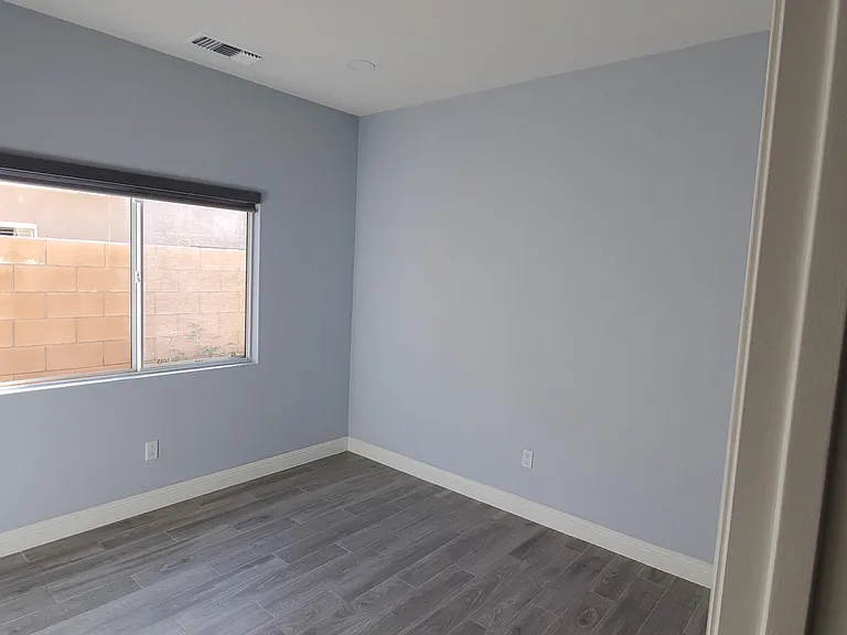 716 Summit Dr — Photo 11