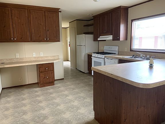 3rd image of 1250 Strandwyck Dr #343
