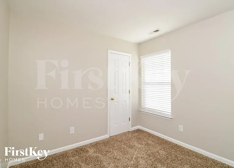 225 Brycewood Dr — Photo 12