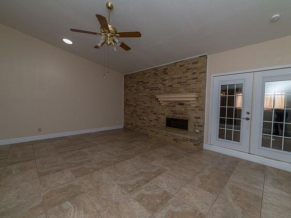 4th image of 1208 Brush Creek Dr