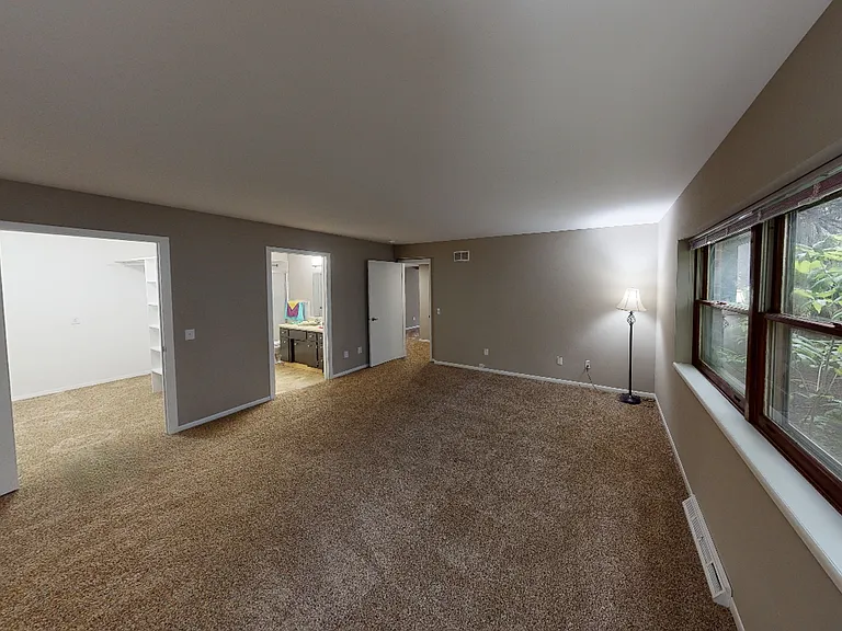 Woodland Reserve Apartments — Photo 70