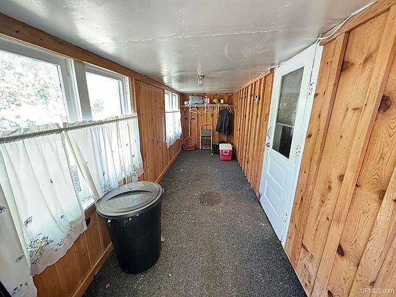 3rd image of 508 Oak St