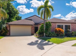 11394 Country Sound Ct, Boca Raton, FL 33428