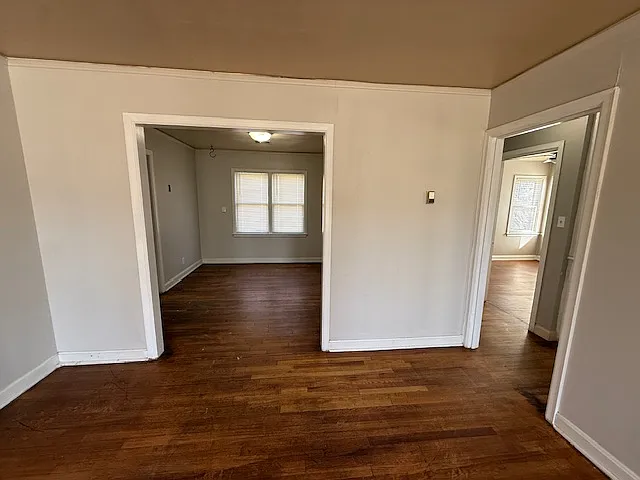 2 bed, 944 sqft, $1,200 — Photo 4