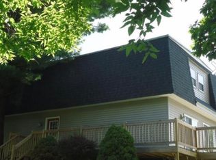 635 Woodland Dr, Mt Zion, IL 62549