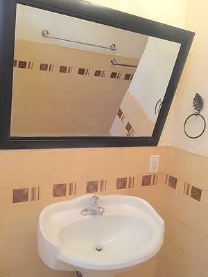 Rented by Sohayegh Enterprises Corp. | media 17