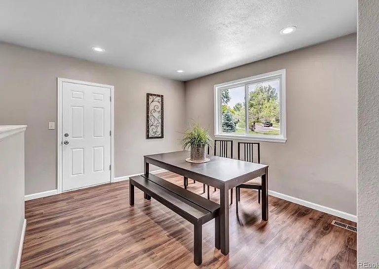 6261 W 74th Pl — Photo 20