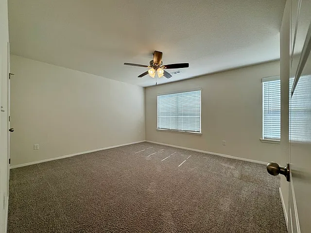 507 Ashwood St — Photo 23