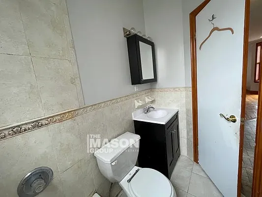 Rented by Mason Group LLC | media 26