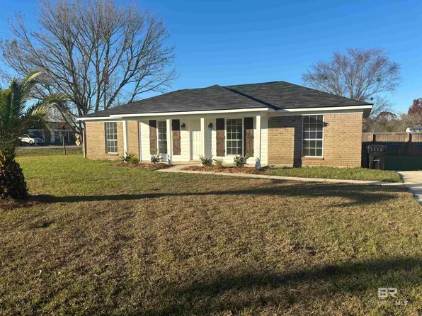 18979 Dalewood Cir, Robertsdale, AL 36567