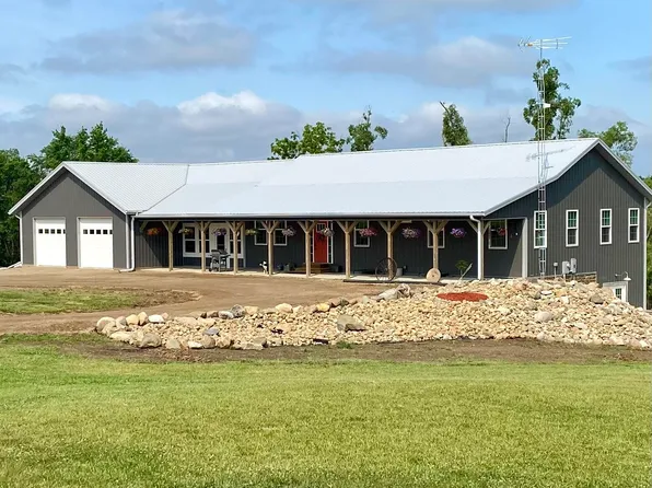 8040 Steamburg Rd, Hillsdale, MI 49242