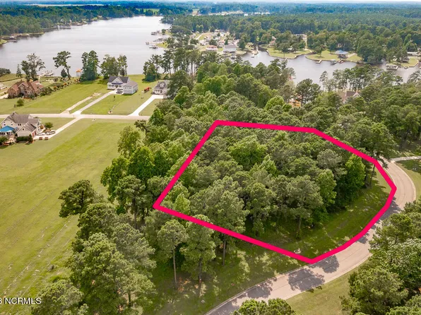 249 Southern Plantation Drive N, Oriental, NC 28571