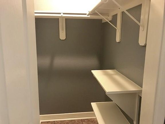5th image of 7648 Broadview Dr APT 106