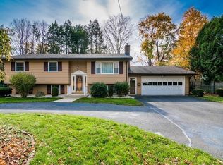 15 Chileab Rd, South Hadley, MA 01075