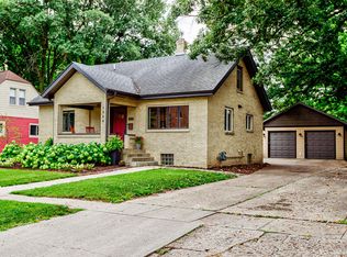 1004 9th St, Ames, IA 50010