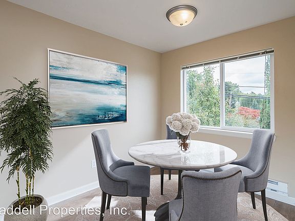 4th image of 10120 NE 68th St #5920616