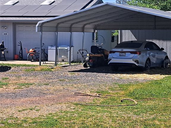 2nd image of 6250 Custer Ln