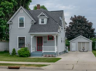 1301 N 11th St, Manitowoc, WI 54220