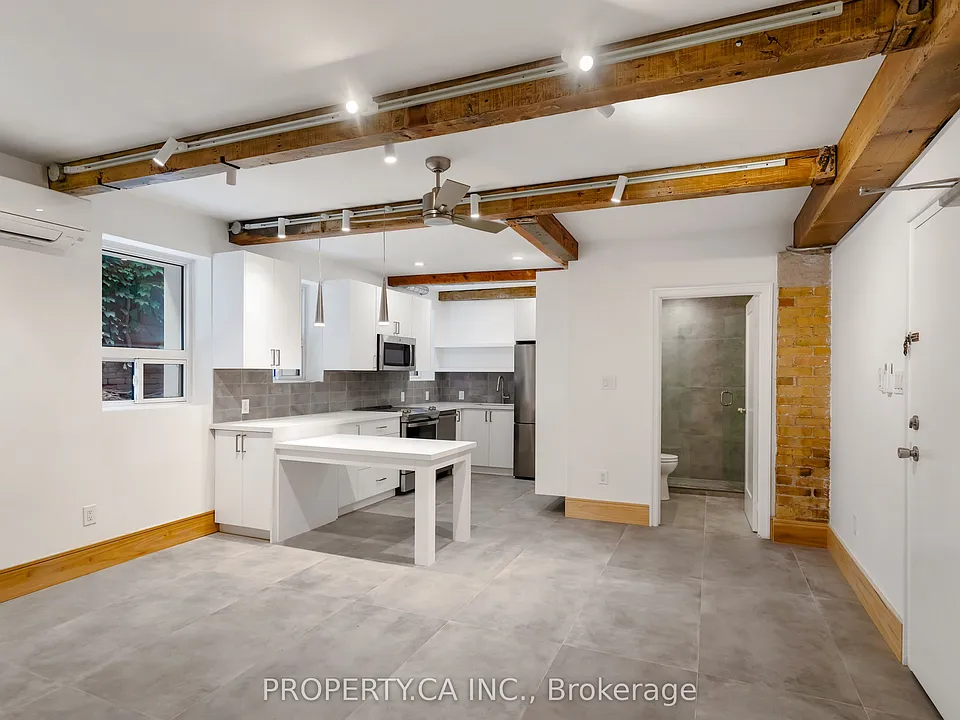 97 Lee Ave #8