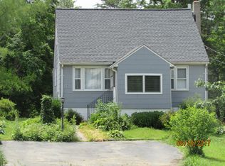 314 Greyhound Rd, Baltimore, MD 21221