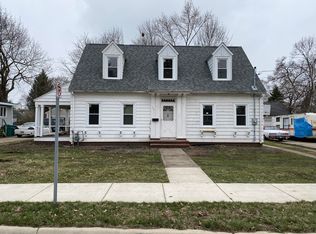 106 N Lakeview Ave, Sturgis, MI 49091