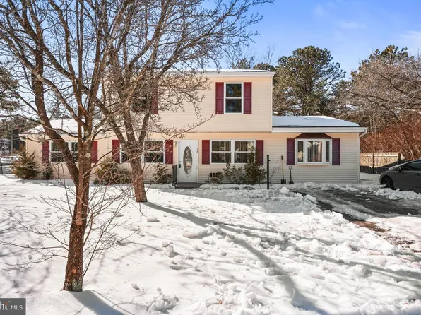 76 Tecumseh Trl, Browns Mills, NJ 08015