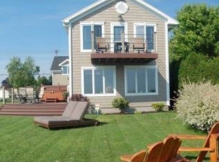 3224 Edgemere Dr, Rochester, NY 14612