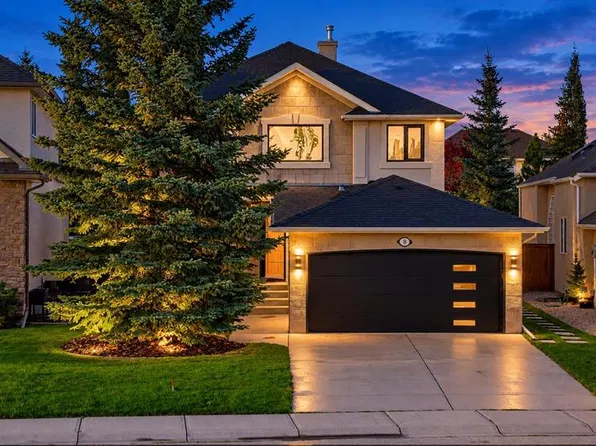 8 S Strathlea Close SW, Calgary, AB T3H 5B1