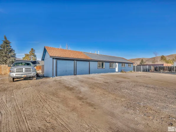 3760 Peregrine Cir, Reno, NV 89508