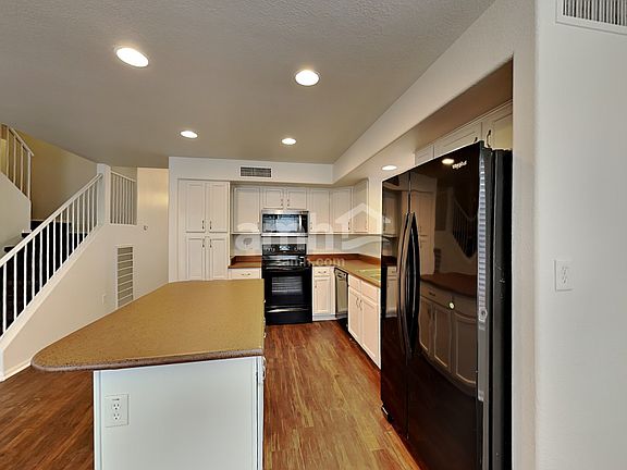 3rd image of 12473 W Montebello Ave