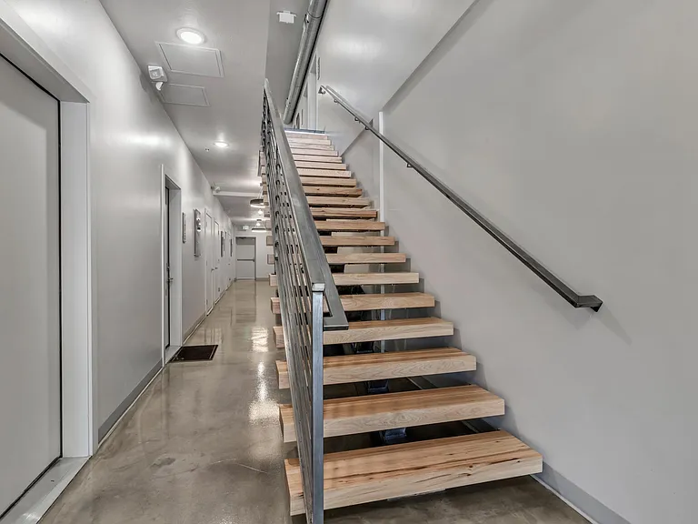 606 W North Temple St #203 — Photo 16