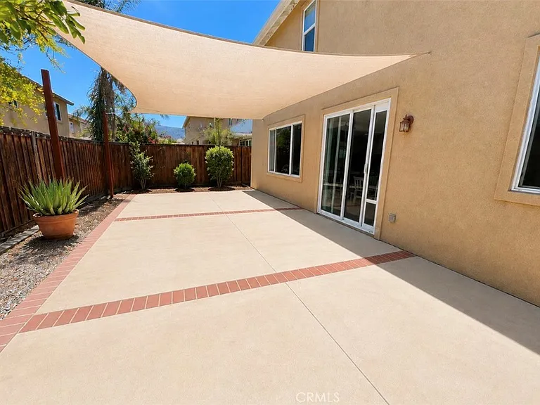 33012 Seville St — Photo 9