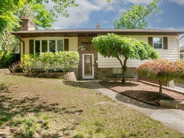 44 Adelphia Rd, Parsippany-Troy Hills Twp., NJ 07054