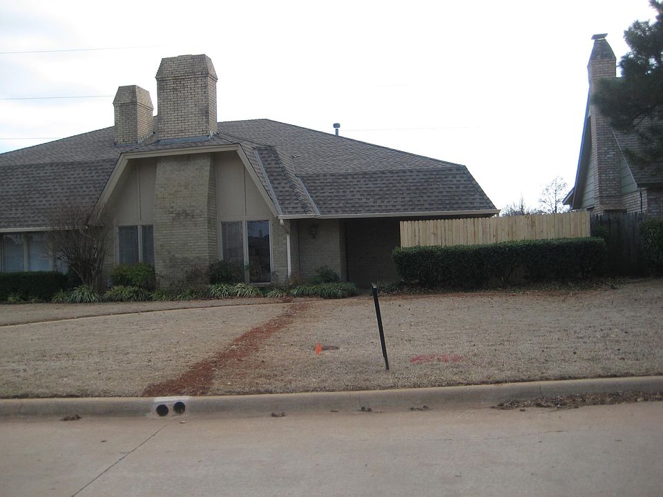 1st image of 3012 Rosewood Ln