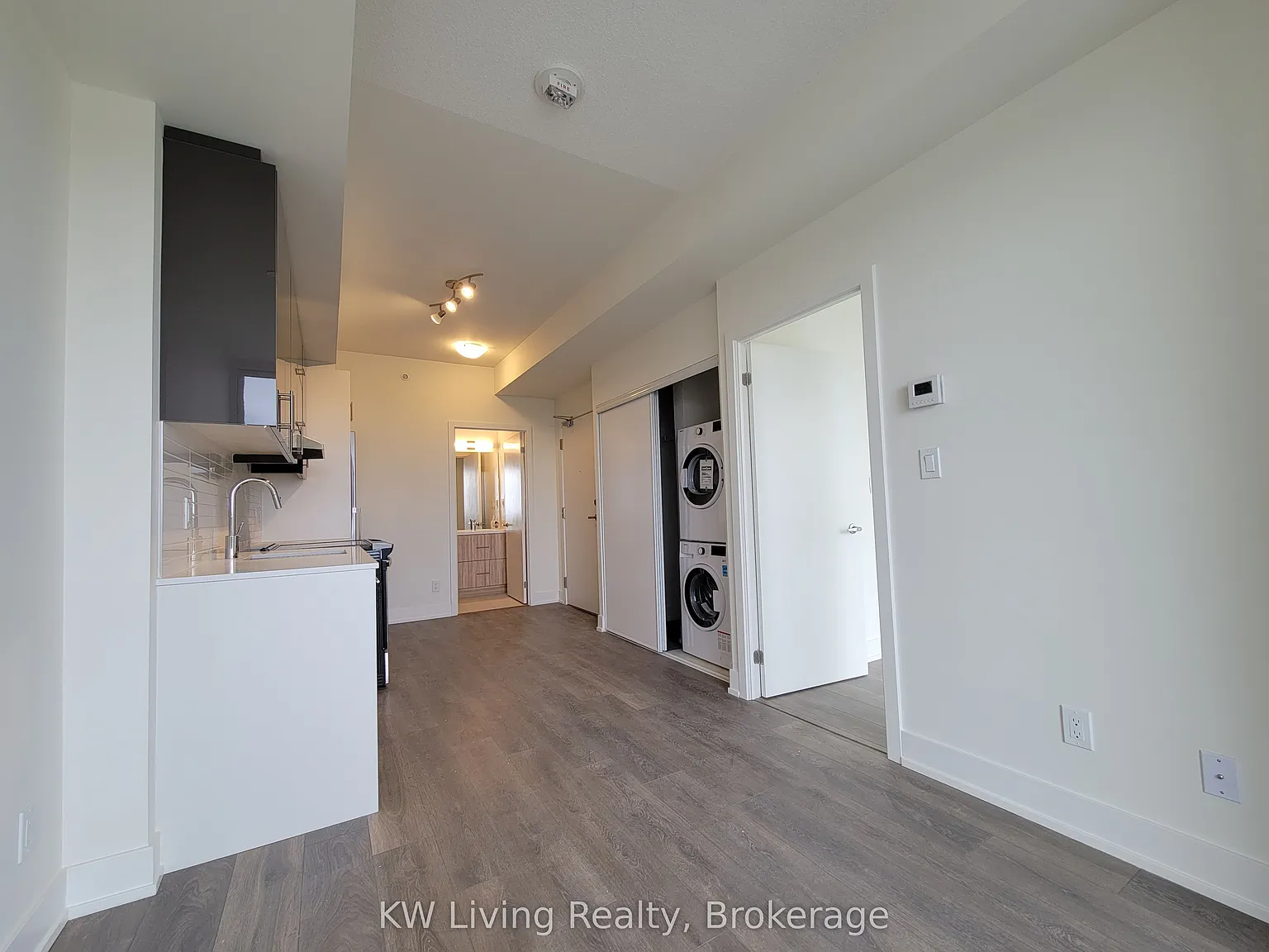 Vivo Condo — Photo 3